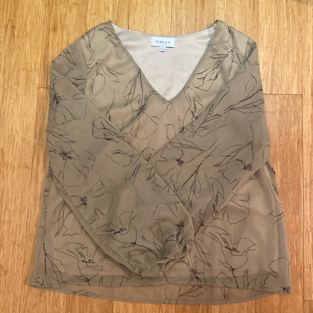 Pretty blouse excellent condition condition